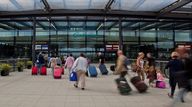 Gatwick Havalimanı’nda geçici iptal yaşandı