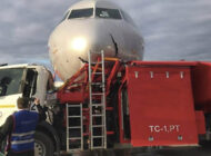 Aeroflot’un A-321’ine yakıt tankeri çarptı