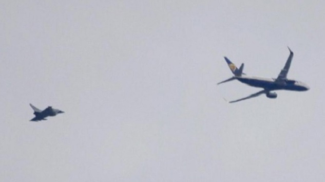 Ryanair’in A320’si, İngiliz RAF’ları havalandırdı