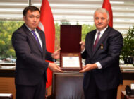 THY’ye, Kırgızistan Başbakanlığı’ndan ‘Onur Belgesi’