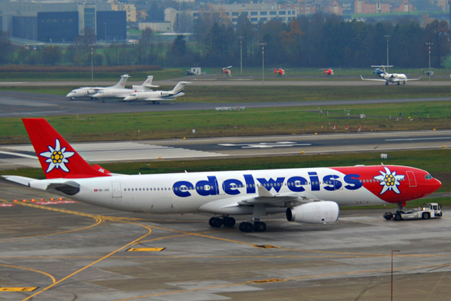 Edelweiss Air’in A320 uçağı Zürih’te uçuşunu iptal etti