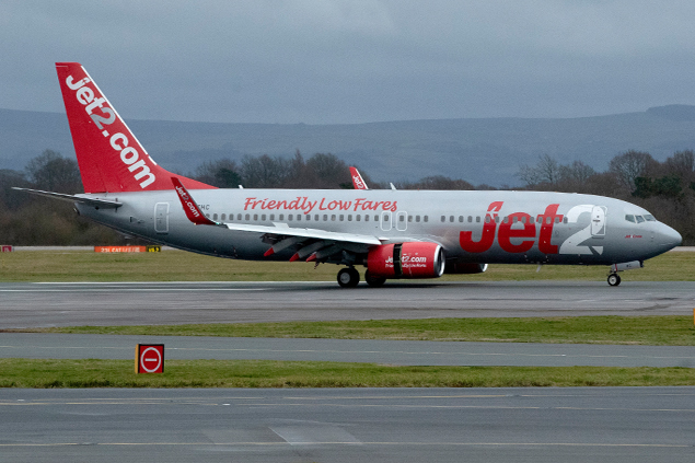 Jet2 uçağı tuvalet arızası nedeniyle acil indi