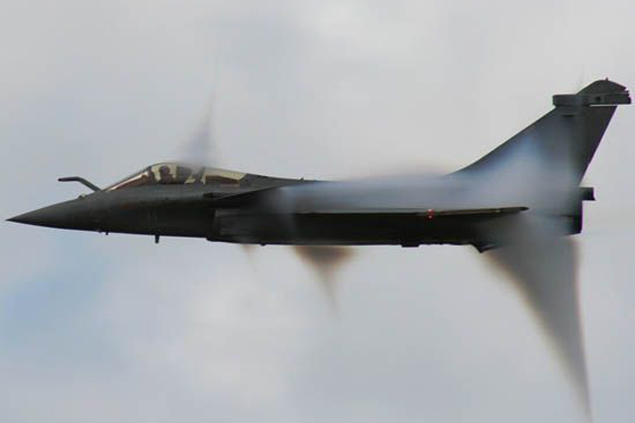 BAE, Fransa ile 80 adet Rafale 12 helikopter anlaşması imzaladı