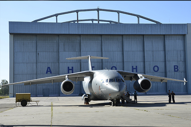 Ukrayna’nın Rusya’dan bağımsız ürettiği ilk An-178 uçağı