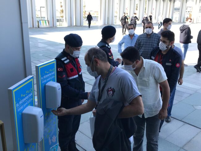 Jandarmadan İstanbul Havalimanı Cami’sine koronavirüs denetimi