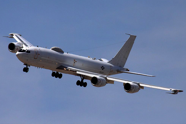 ABD’de E-6B Mercury uçakları Turmp için havalandı
