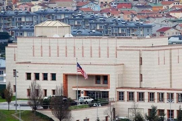 ABD Konsolosluğu İstanbul’da vizeleri durdurdu