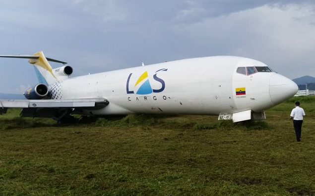 LAS Kargo uçağı inişte Kolombiya’da pistten çıktı