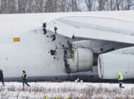 An-124 acil indi pistten çıktı