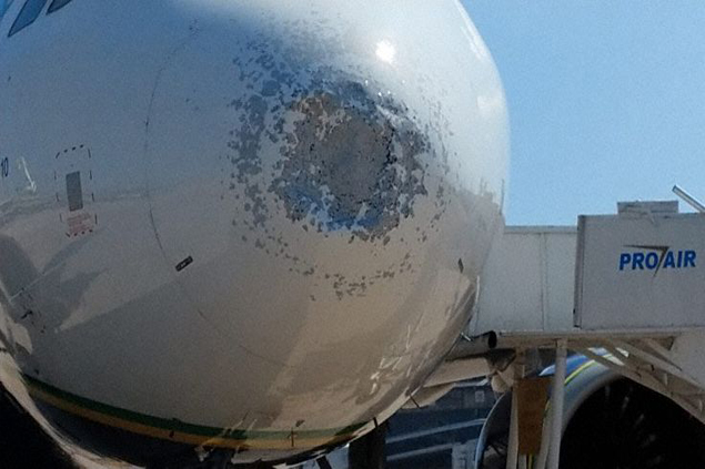 Azul Havayolları’nın uçağı inişte doluya yakalandı