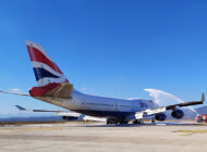 BA’nin B747-400’ü parkta alev aldı