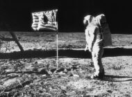 Ay’ın özel koleksiyon fotoğrafları müzayede satışa çıkıyor