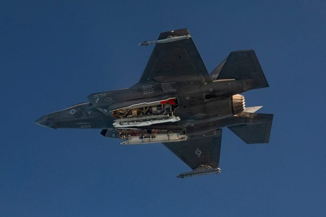 ABD ilk kez F-35 ile nükleer bomba ile eğitim yaptı