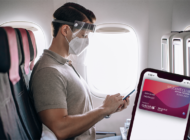 Qatar Airways, öğrencilerin yanında