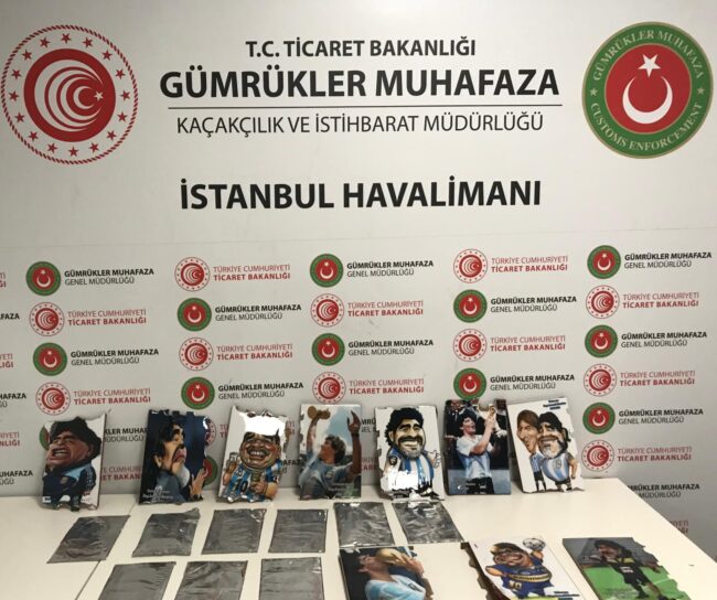 İST’te Maradona’nın tablolarında kokain bulundu