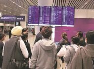 Hindistan’da İngiltere uçuşlarını durdurdu