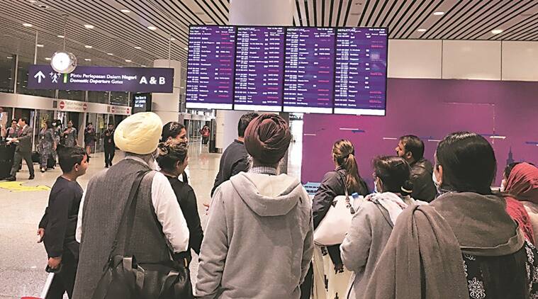 Hindistan’da İngiltere uçuşlarını durdurdu