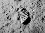 NASA, ay tozu alım sözleşmeleri imzaladı