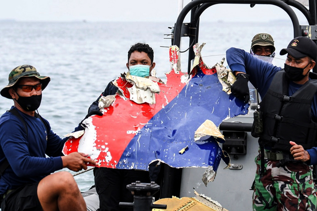 Endonezya, Sriwijaya Airlines uçağını arama çalışmalarını durdurdu