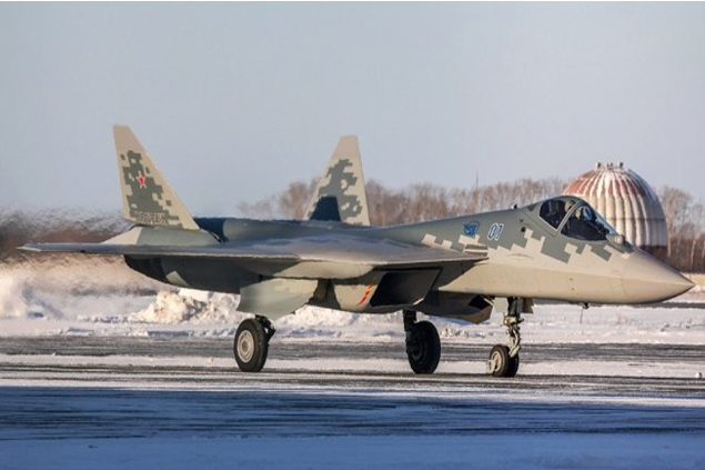 Rus Ordusu, ilk Su-57’nin görüntülerini paylaştı