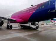 Wizz Air’in A-320 uçağına yer hizmetleri aracı çarptı
