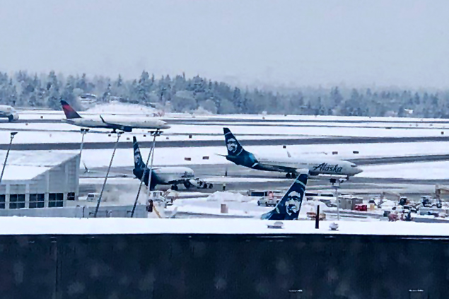 Alaska Havayolları 400 uçuşunu iptal etti