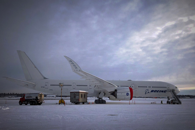 Boeing’in B777X’i Alaska’da test ediyor