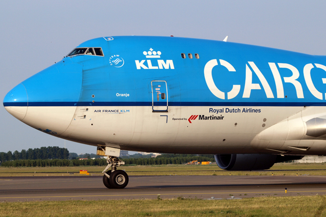 KLM kargo uçağı B-747 acil döndü