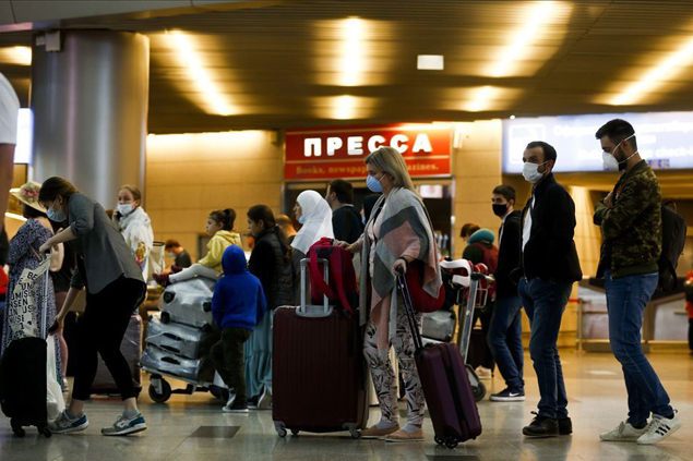AB, Ruslara vizeyi askıya alıyor
