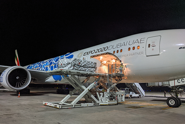 Emirates Skycargo, yolcu uçağıyla kargo taşımada 1 yılı doldurdu
