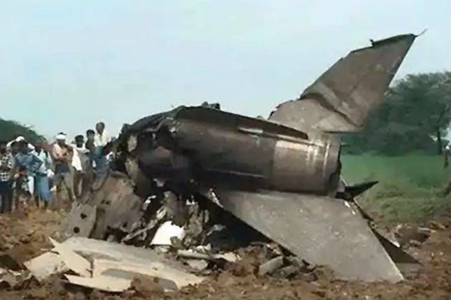 Hindistan Hava Kuvvetleri’nin Mig-21’i düştü