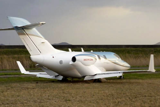 Japonya’da Hondajet eğitim uçuşunda pistten çıktı
