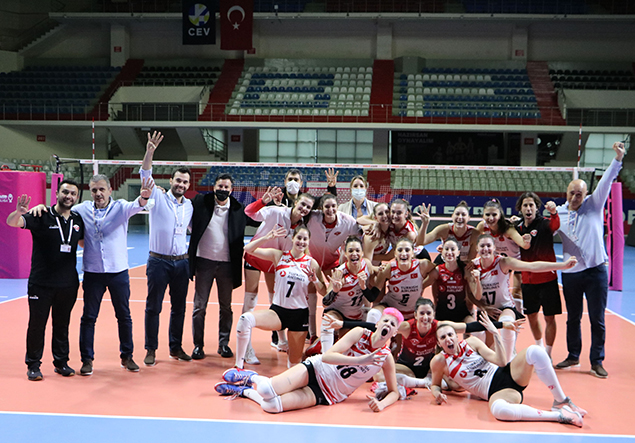 THY, Sultanlar Ligi’nde playofa uçuyor