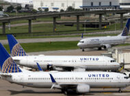 United Airlines, 300 pilotunu geri çağırıyor