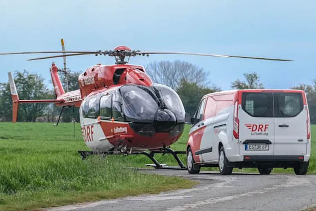 Almanya’da sağlık helikopteri acil indi