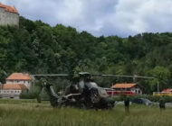 İspanya’da elektrik teline çarpan helikopter acil indi