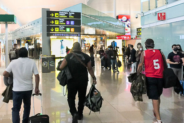 İspanya aşısını olmuş tüm turistlere kapılarını açtı