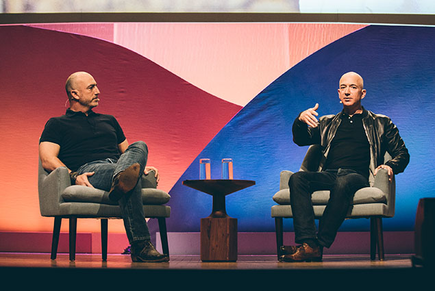 Jeff Bezos’un yanındaki koltuk 28 milyon dolara satıldı