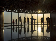 Emirates ile uçun, At The Top Burj Khalifa misafir olun