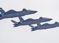 Çin aynı anda 15 J-20 uçağını aynı anda uçurdu