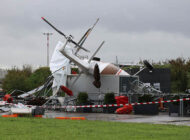 Zürih Havalimanı’nda fırtına helikopterlere zarar verdi