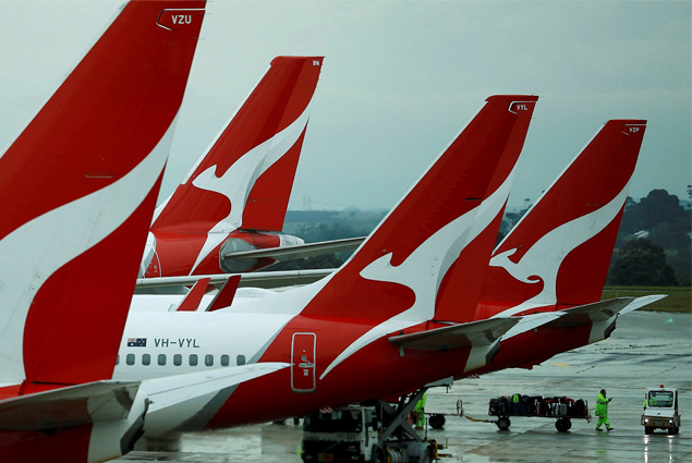 Qantas tüm çalışanlarına aşı zorunluluğu getirdi