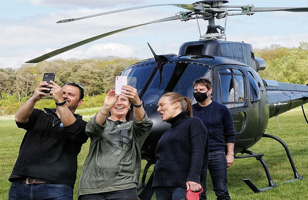 Bahçelerine Tom Cruise inince şaşırdılar