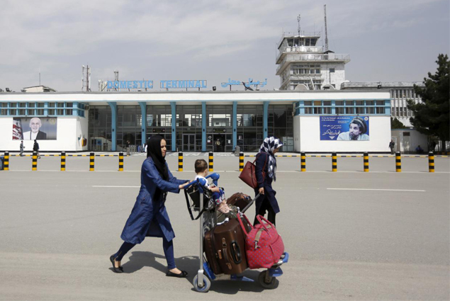 Taliban, Afganlı kadınlara yurtdışı okuma yasağı getirdi