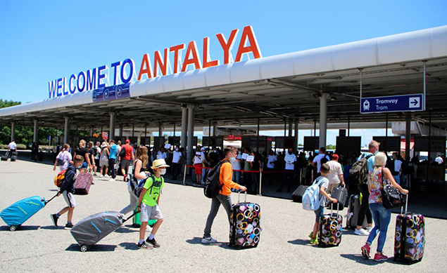 Antalya Havalimanı 2 aylık yolcu rakamları açıklandı