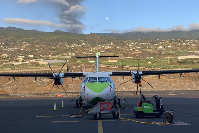 La Palma Havalimanı’nda uçuşlar durdu