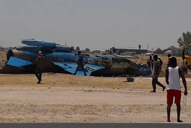 Namibya Hava Kuvvetleri uçağı inişte pistten çıktı