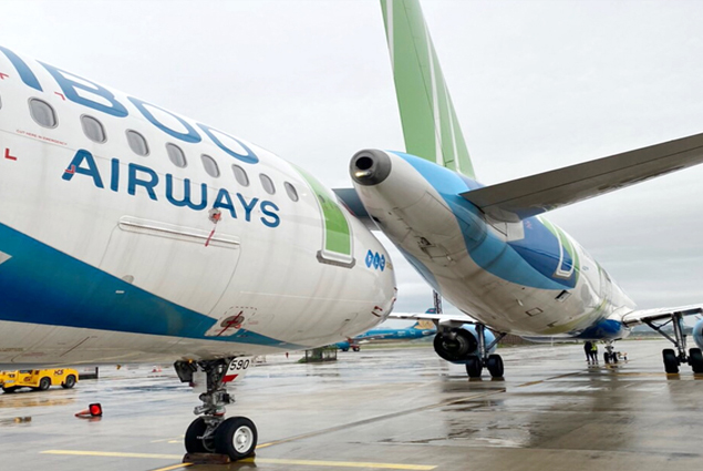 İki A321neo apronda çarpıştı