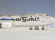 Cargolux’un B747-400F uçağı Novosibirsk’te pistte kaldı