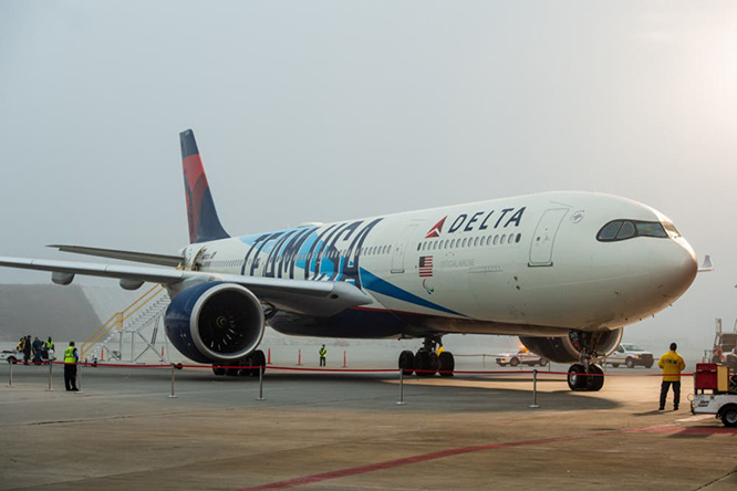 Delta, A330-900 uçağına çok özel boyama yaptı